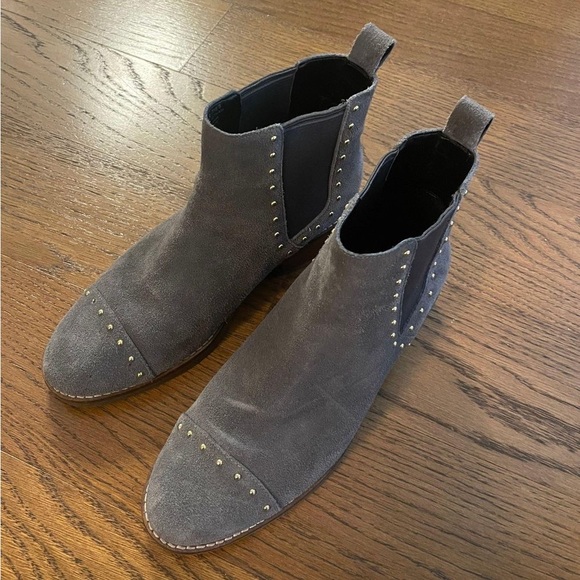 Booties - Picture 1 of 5